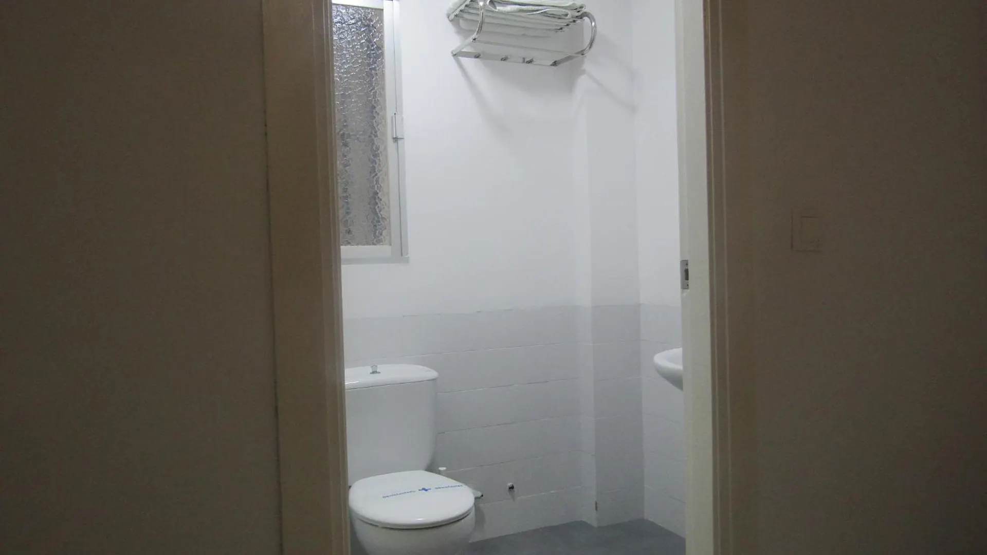 Hostal Andalucia Almunecar 2*,  Spain